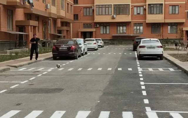 Ryadom S Morem Flat