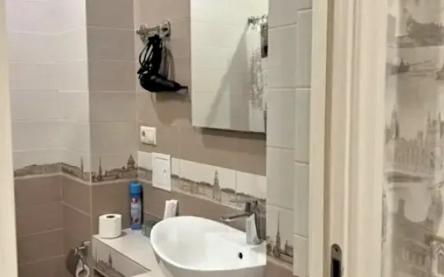 Studiya na Pervoj Linii Morya Flat