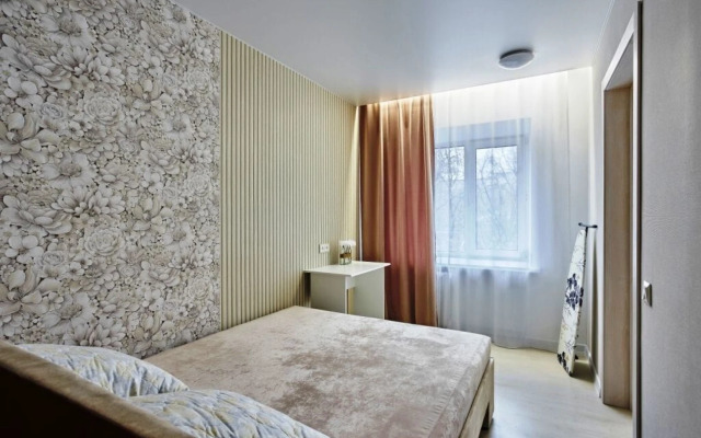 Na Ulitse Respubliki 133 Flat