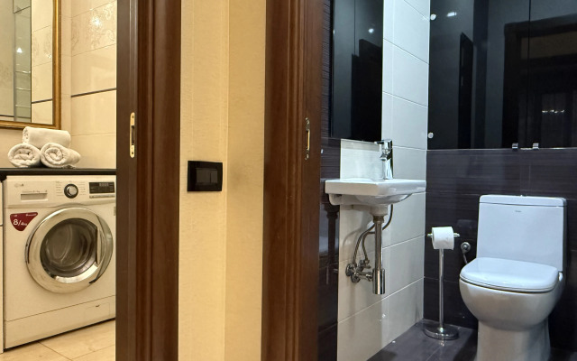 Апартаменты с 2 спальнями рядом с площадью от Sweet Home