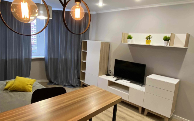 Квартира Хрустальная 44/3