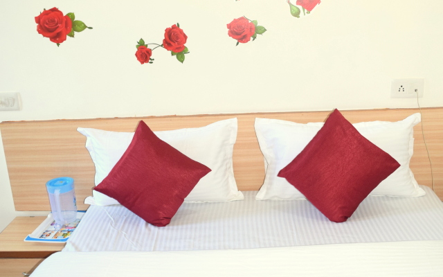 D Veeray Hotel by Sky Stays