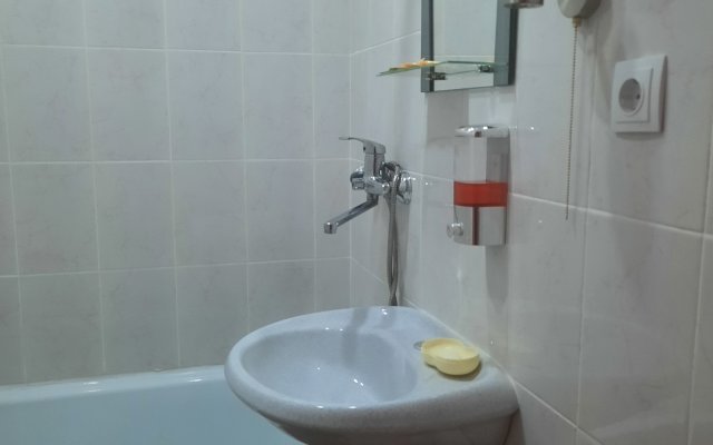 Uyut Guest House