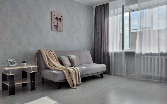 Zhivi u menya Flat