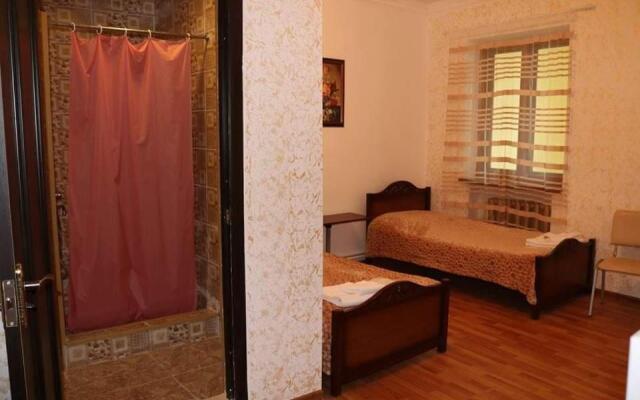 Hotel 333