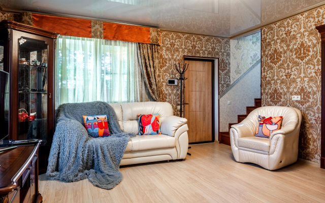 Uyutny dom u morya Private home