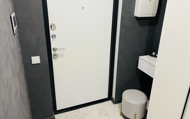 Studiya V Novom Dome Komfort Klassa Flat