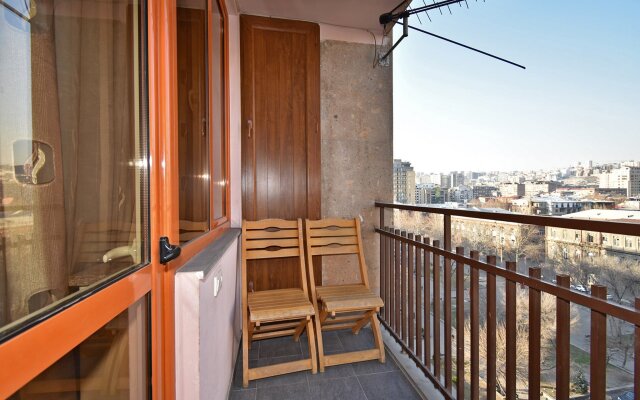 Apartments RentInnYerevan 13 Pavstos Buzand street