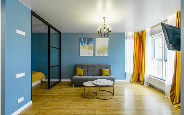 Vidovaya S Panoramnymi Oknami Na Naberezhnoy Reki Flat
