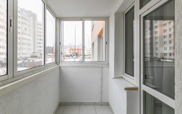 Studiya Svetlaya I Prostornaya So Svezhim Remontom Flat