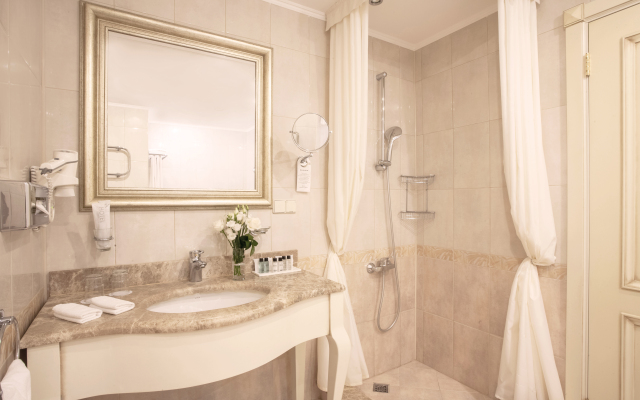 Milan Hotel