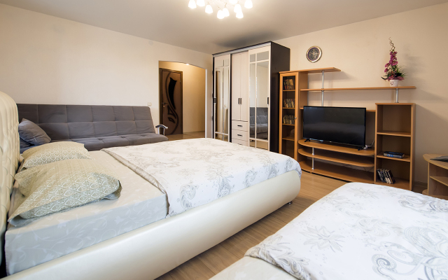 Квартира на Челюскинцев 62 НаСутки35