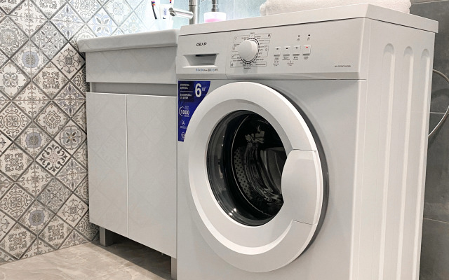 Апартаменты-студия 30 кв.м. с кроватью и балконом, 6 этаж