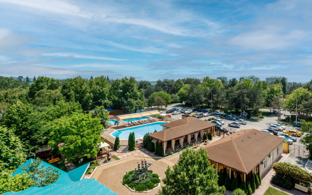 Yuzhnyij Parus Resort Hotel