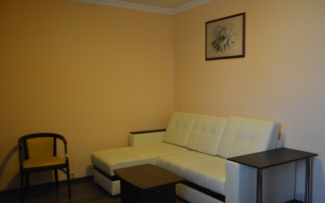 Atrium Hotel