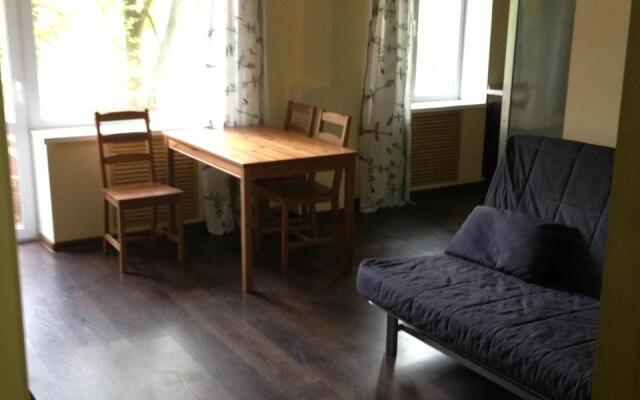 Апартаменты улица Болотникова 4