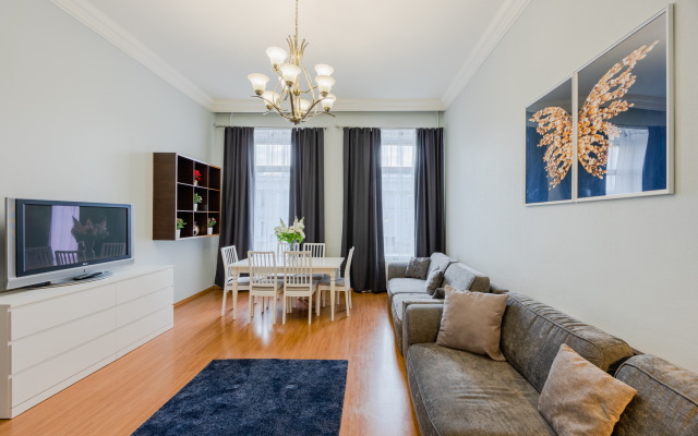 Апартаменты SpbStay на Невском проспекте 66