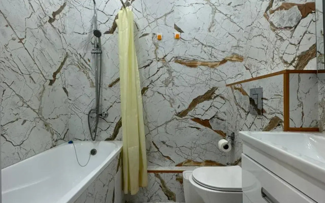 Teplye I Uyutnye Kvartira V Tsentre Goroda Apartments