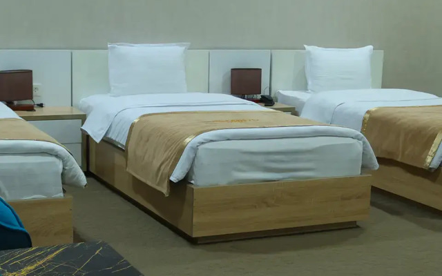 Dunyo Palace Hotel