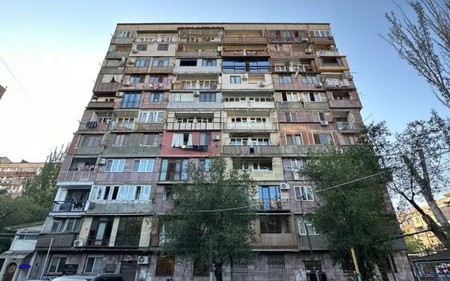 2-K, Ulitsa Yeznika Koghbatsi, Ko100 Flat