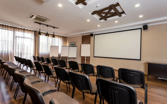 Klub Zagorodnogo Otdyha Usad'ba Familia Hotel