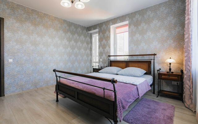 Apartamenty Kvartira Tsentr Turgeneva 10b Flat