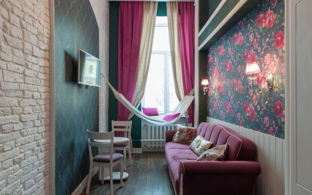 Antre Na Moyke Apartments