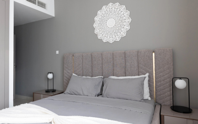 Welcome Home in Armada Tower 3 Apartments