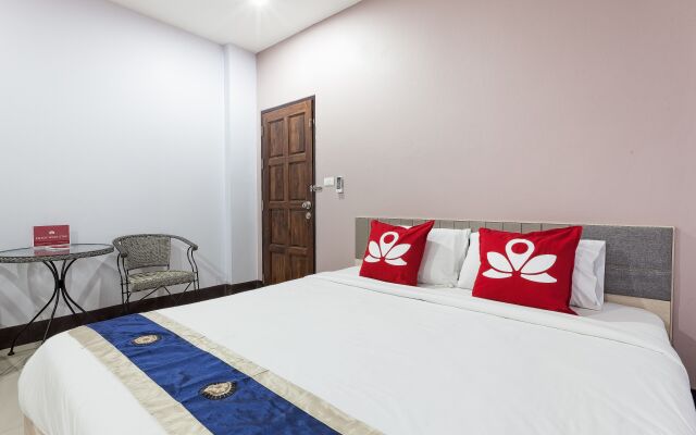 ZEN Rooms Naka Phuket Hotel