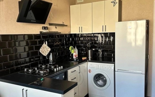 Na Batetskoy Ulitse 21/1 Flat
