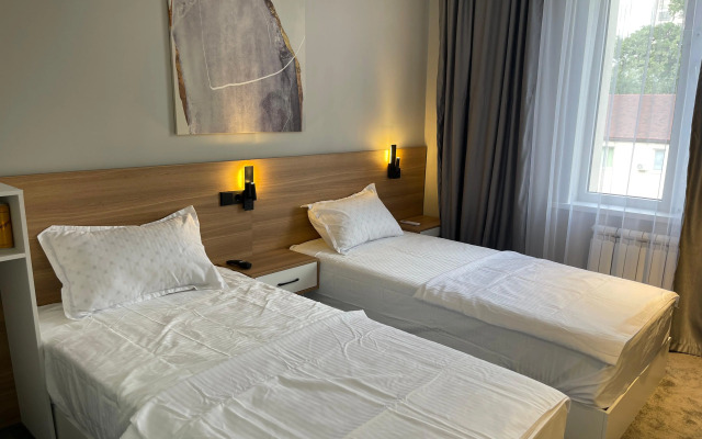 Hotel Airis Residence