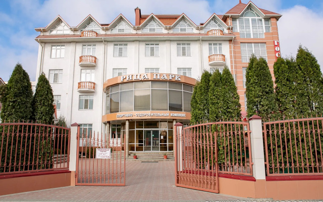 Ritsa Park Hotel