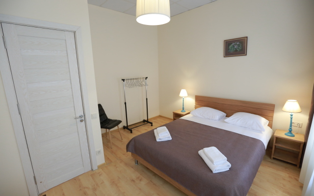 Midtown Hostel