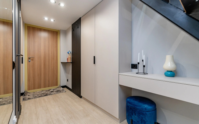 Апартаменты Эстетская студия Zen Home со вторым этажом