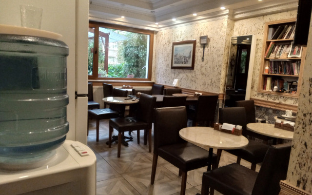 Kosk Hotel