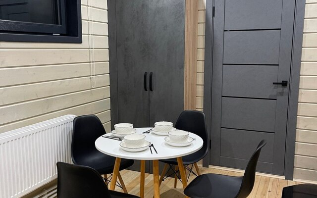 Гостевой Дом Дом для 4-х с Видом на Озеро