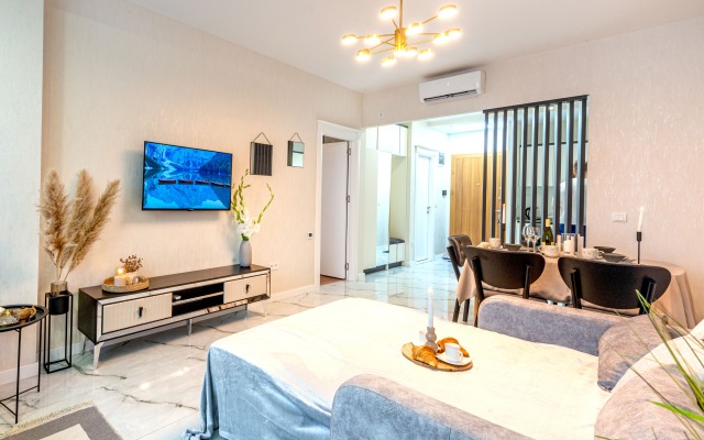 Sea Heights Apartments