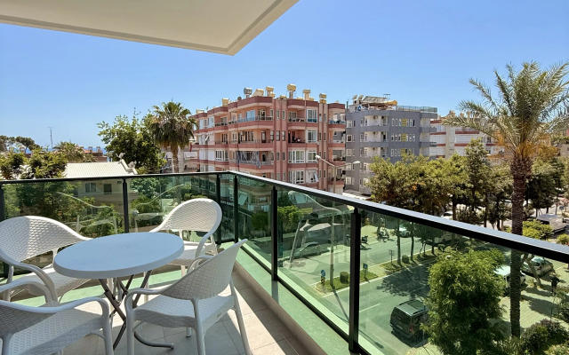 V 100 Metrakh ot Plyazha Cleopatra Apartments