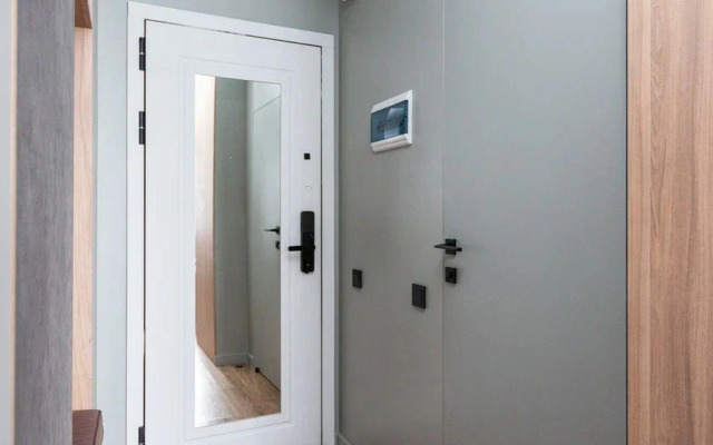 Na Leninskom Prospekte 158 Flat