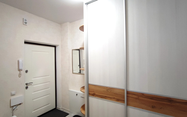 Panda Home s vidom na most vlyublennykh Apartments
