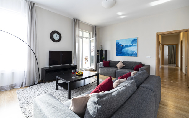 Smart Aparts Grand Seaview Apartments