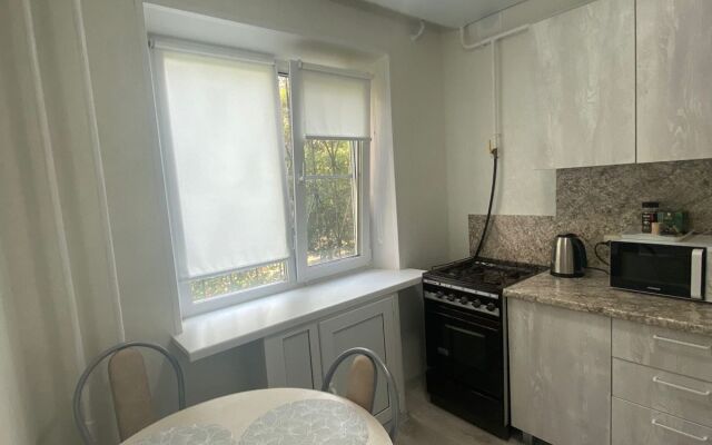 Апартаменты На Каслинской