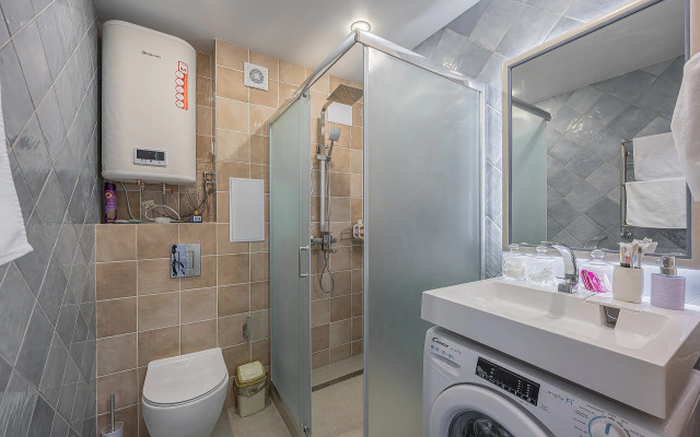 Квартира улучшенная в центре города студия