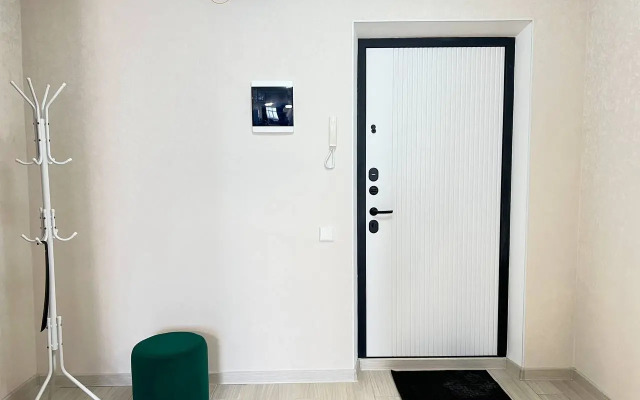 S Vidom Na Reku Flat