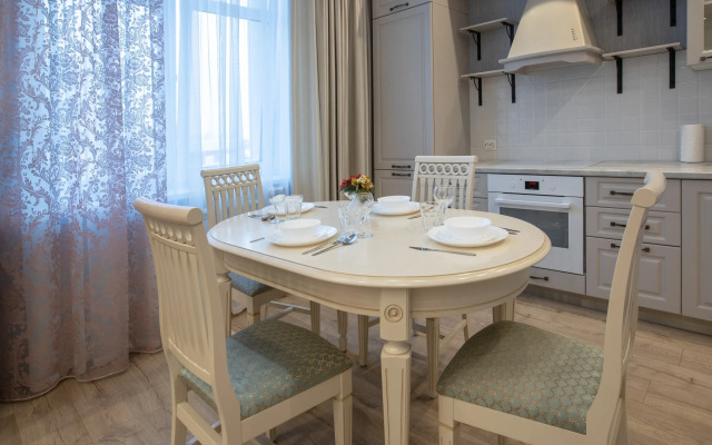 Suite S Dvumya spalnyami V Zhk Dinastiya Apartment