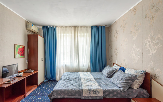 Na Ulitse Polevaya 45 Flat