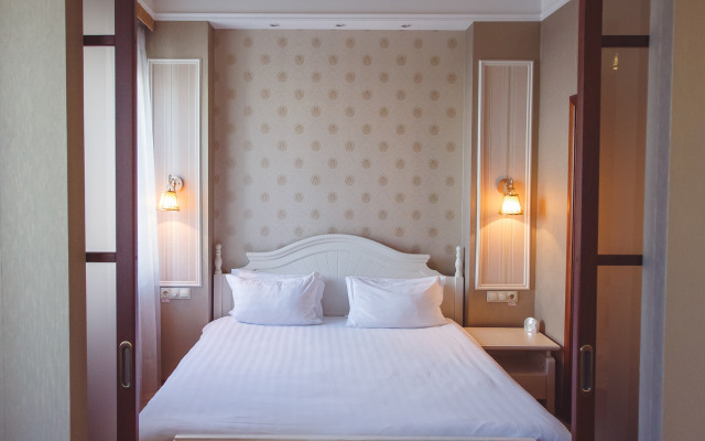 Piramid Hotel