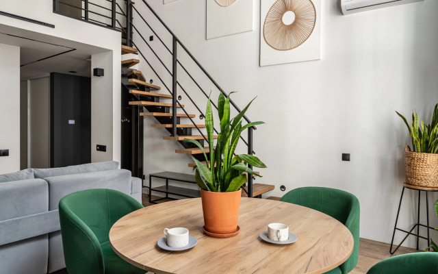 MOSCOW-DELUXE Soho Luxury Loft Flat