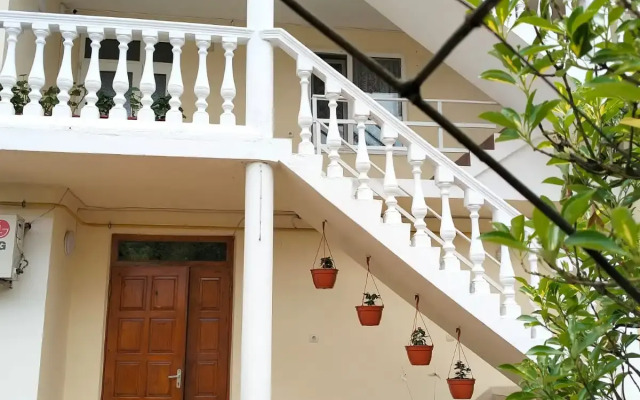 Avrora Guest house