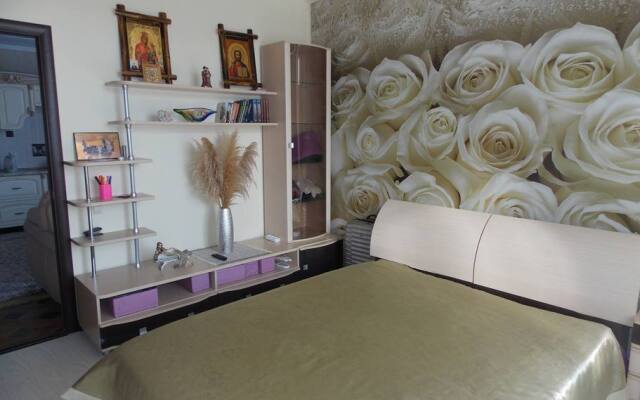 Dvukhkomnatnaya V Imeretinskoy Nizmennosti Flat